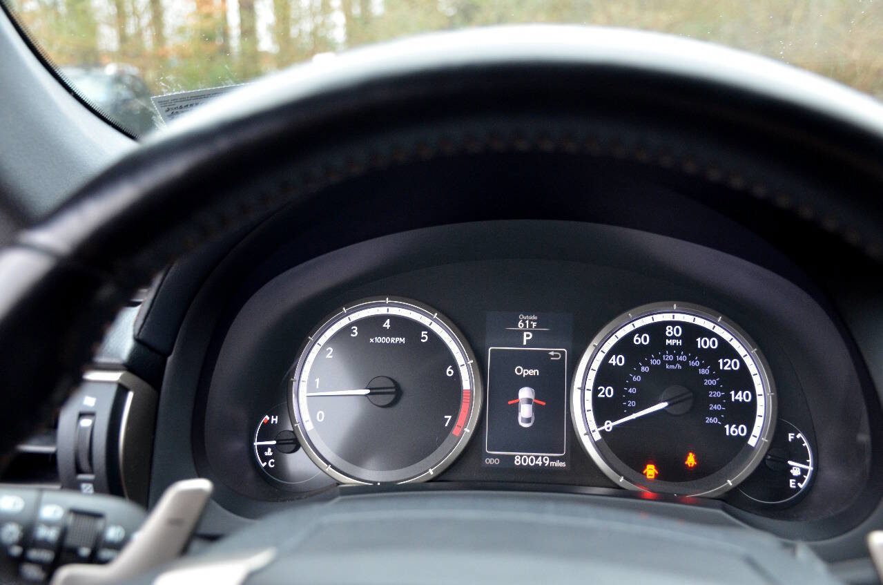 Used 2016 Lexus RC 300 AWD w/ Navigation System Package image 19