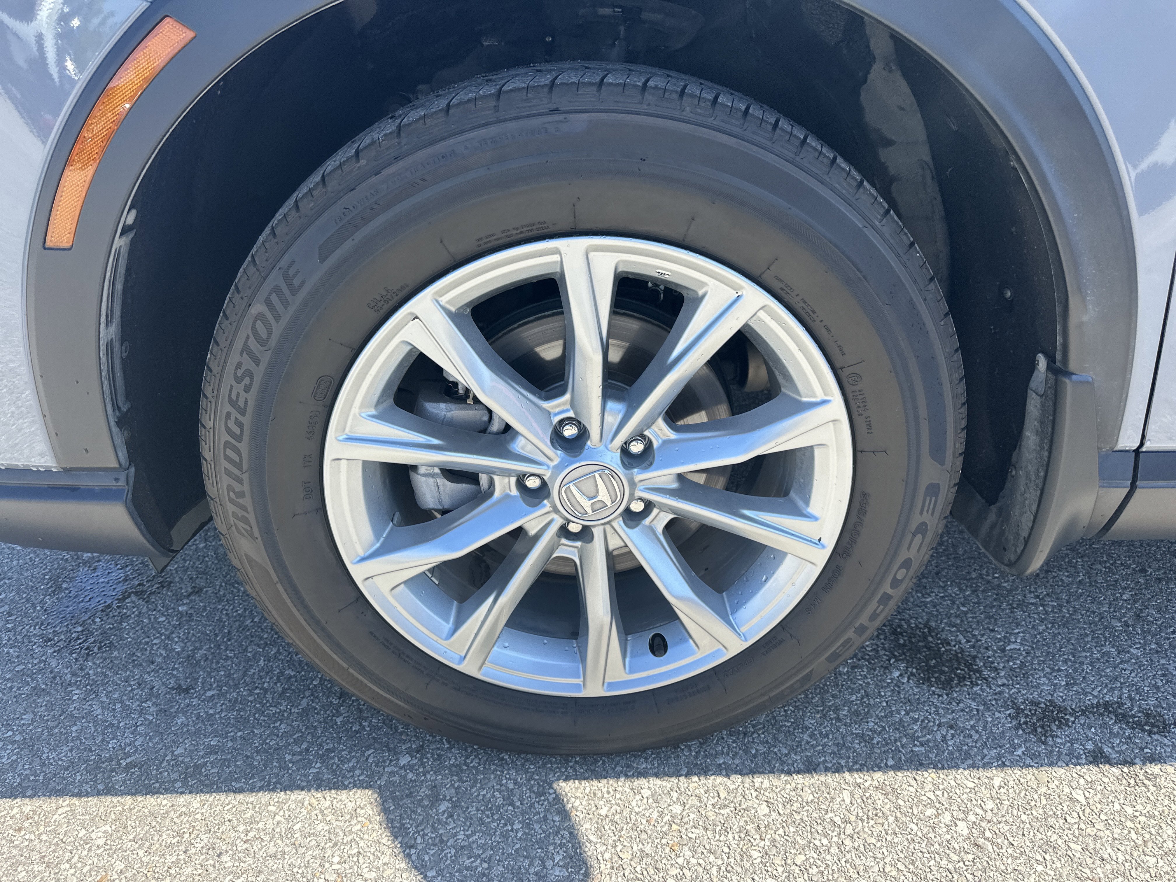 Used 2025 Honda CR-V EX image 7