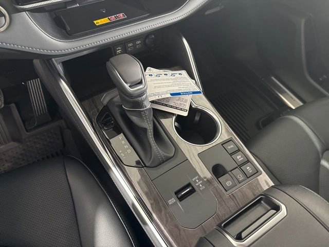 New 2026 Toyota Highlander Platinum image 25