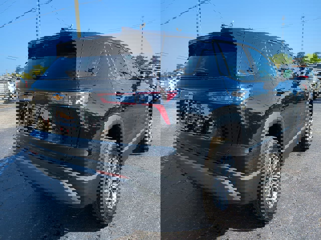 New 2026 Chevrolet Equinox LT w/ Convenience Package II image 4