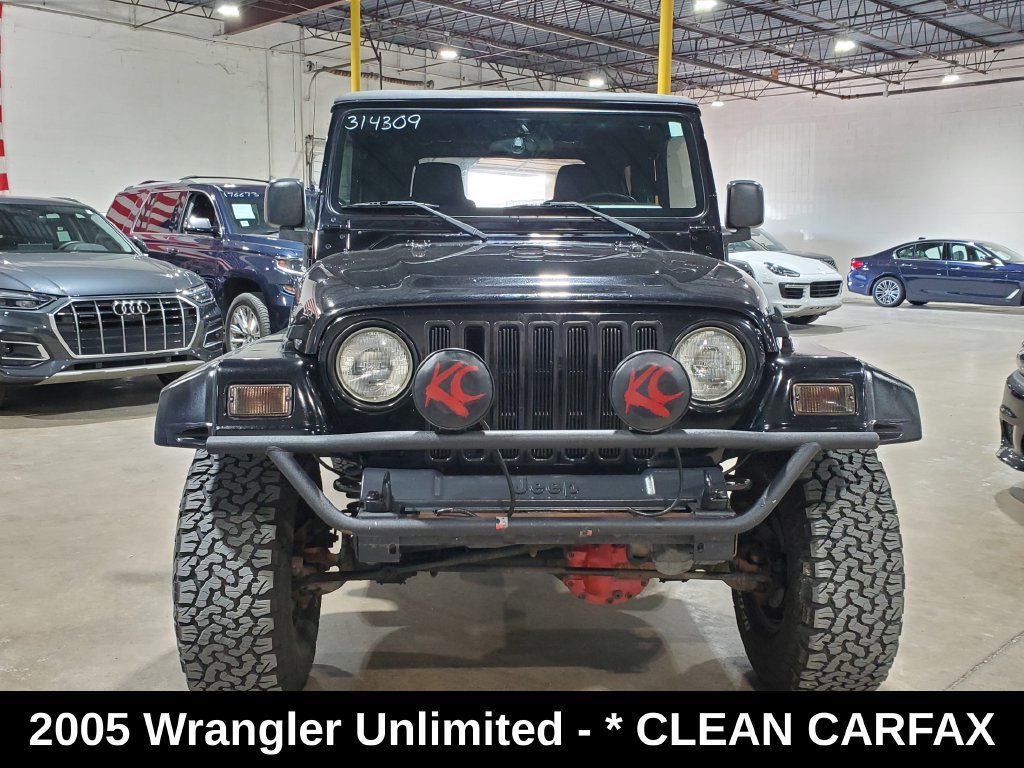 Used 2005 Jeep Wrangler Unlimited AWD/4WD image 2