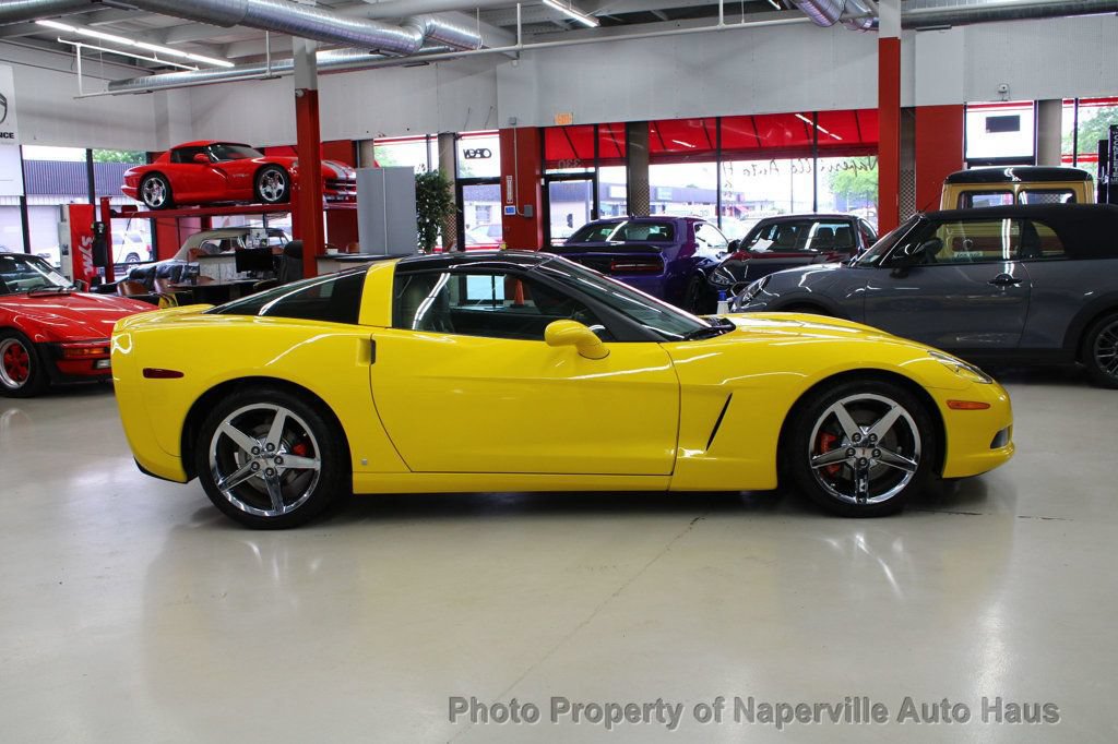 Used 2007 Chevrolet Corvette Coupe w/ Preferred Equipment Group RWD image 10