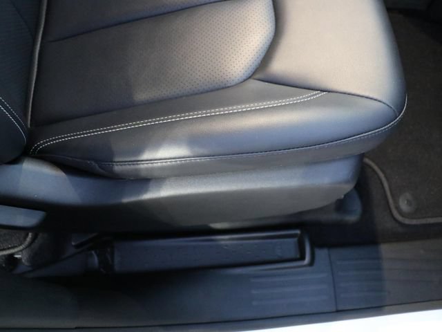 Used 2024 Chrysler Pacifica Touring-L w/ S Appearance Package FWD image 10