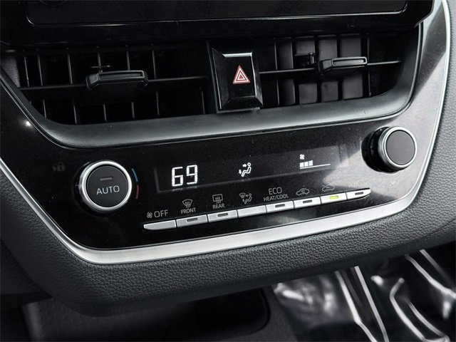 Certified 2025 Toyota Corolla LE image 25