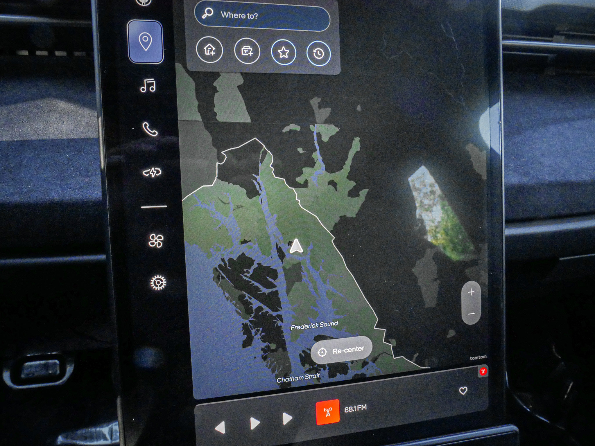 Used 2023 Fisker Ocean Extreme image 24