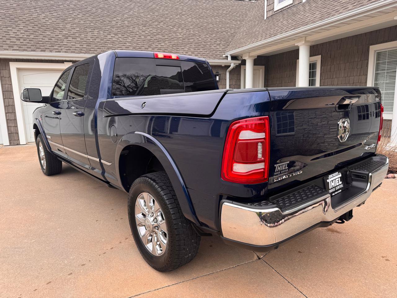 Used 2021 RAM 2500 Limited w/ Cold Weather Group AWD/4WD image 4