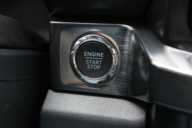 New 2026 Ford F250 Lariat w/ Lariat Ultimate Package AWD/4WD image 15