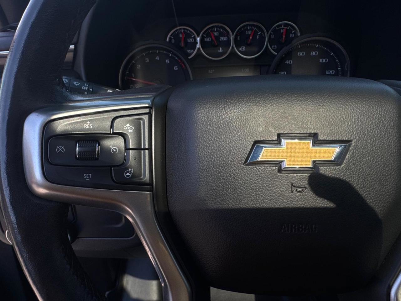 Used 2021 Chevrolet Tahoe LT w/ Luxury Package image 8