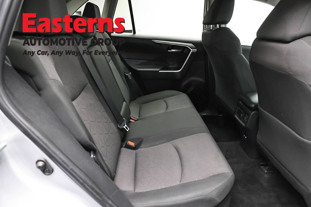 Used 2024 Toyota RAV4 XLE AWD/4WD image 22
