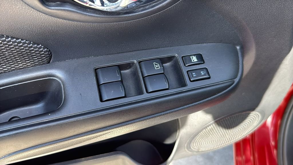 Used 2019 Nissan Versa SV image 12