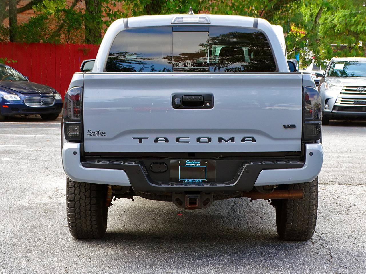 Used 2019 Toyota Tacoma TRD Off-Road AWD/4WD image 10