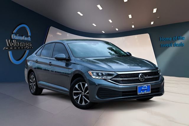 Used 2022 Volkswagen Jetta S image 3