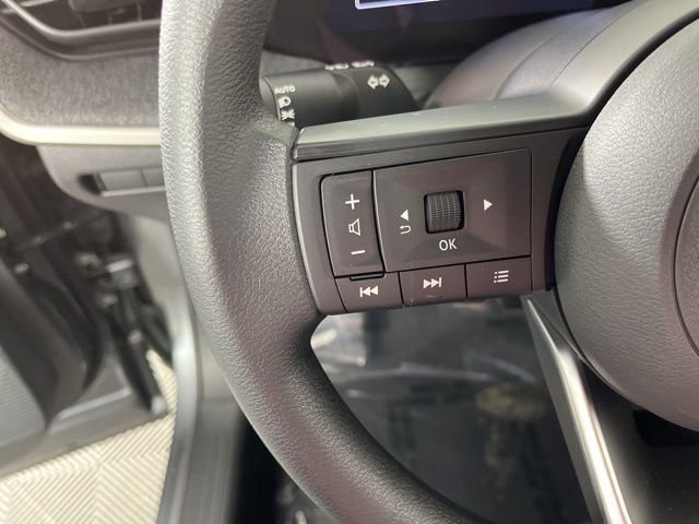 New 2026 Nissan Kicks S image 26