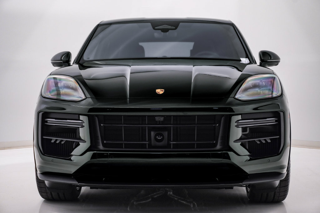 Used 2026 Porsche Cayenne Turbo GT AWD/4WD image 6