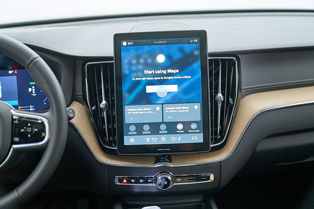 New 2026 Volvo XC60 T8 Ultra w/ Climate Package AWD/4WD image 28
