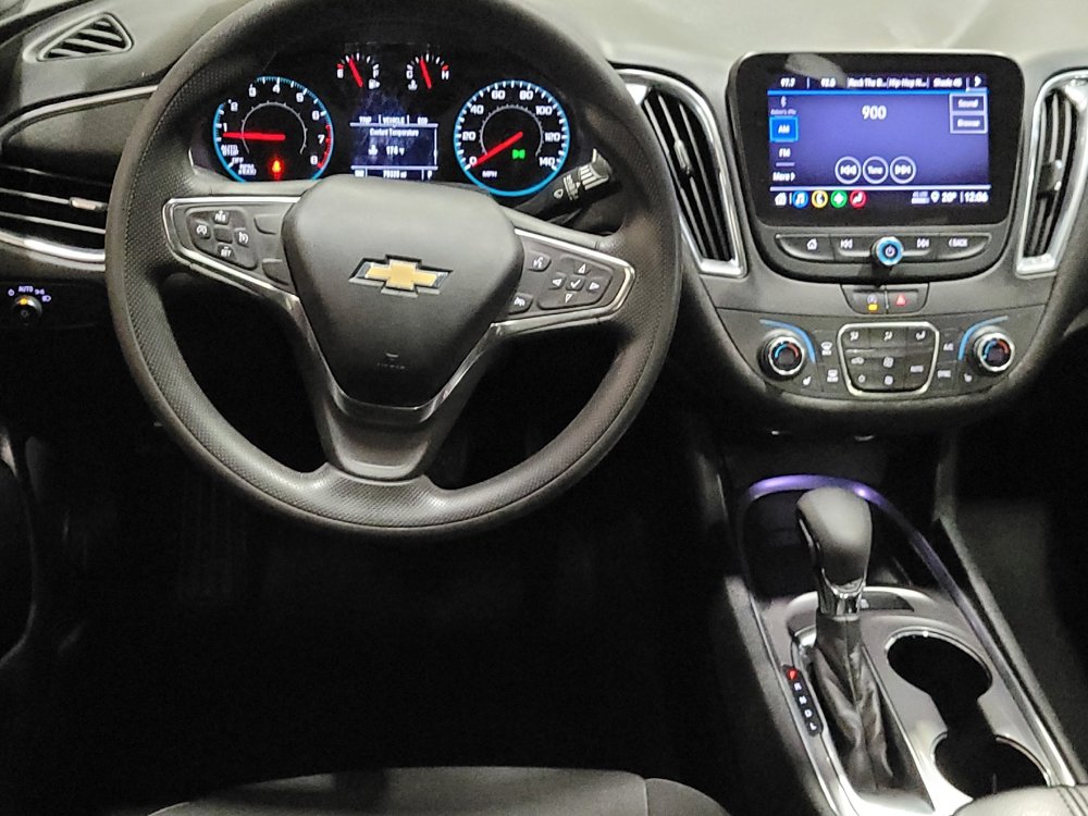 Used 2021 Chevrolet Malibu LT image 22