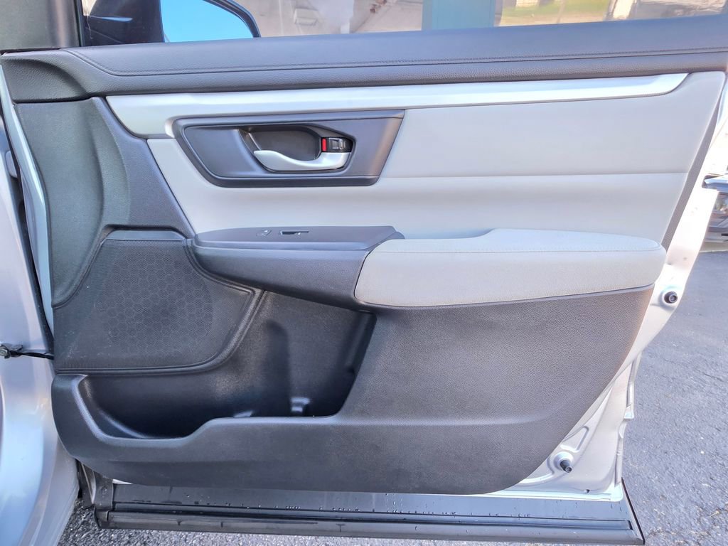 Used 2020 Honda CR-V LX image 27