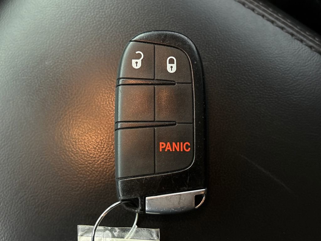 Used 2020 Dodge Durango GT image 34