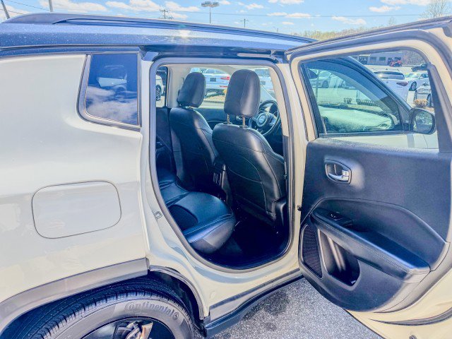 Used 2019 Jeep Compass Altitude image 12
