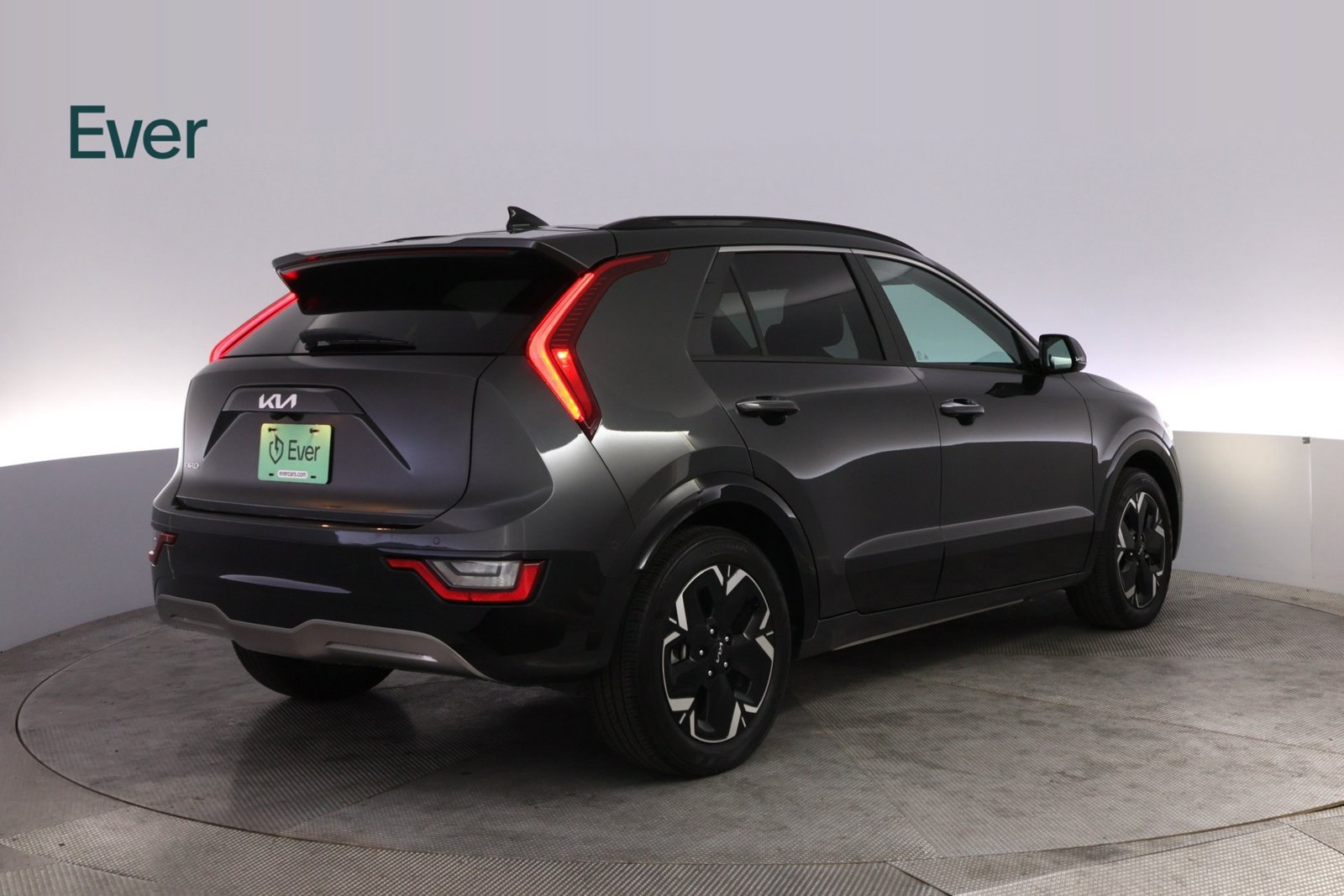 Used 2023 Kia Niro Wave w/ Wave Preserve Package FWD image 3