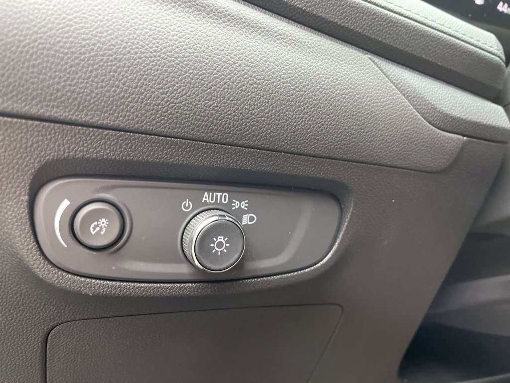 New 2026 Buick Encore GX Sport Touring image 10