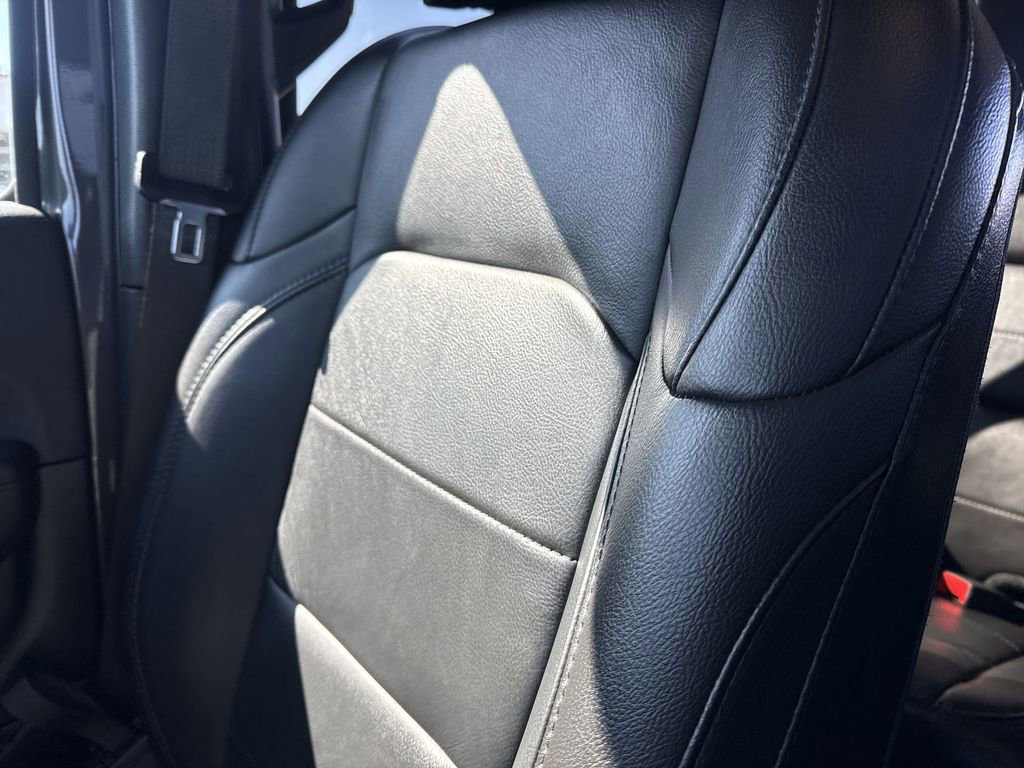 Used 2021 Jeep Wrangler Unlimited Sahara image 37