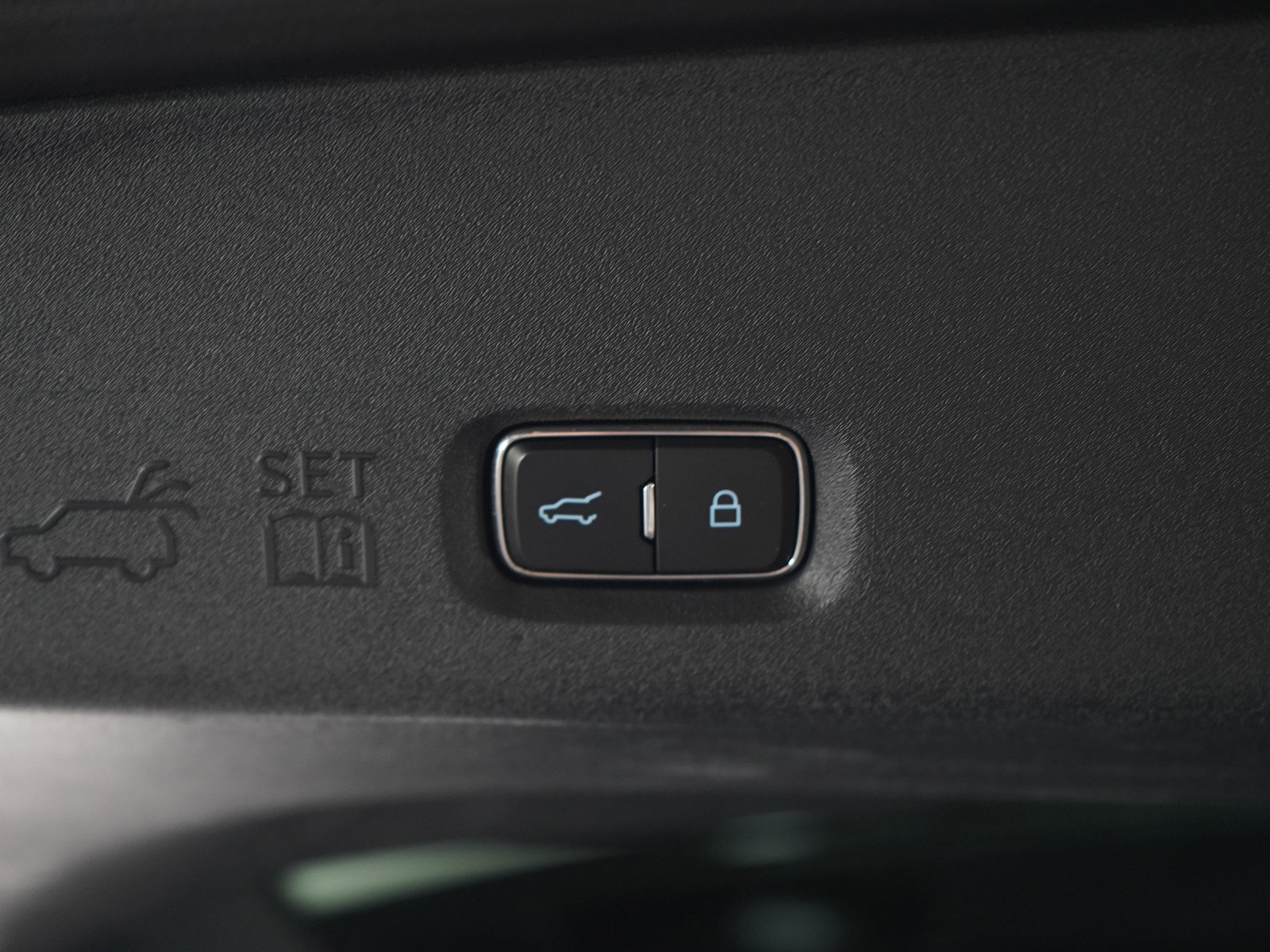 Used 2025 Ford Expedition Platinum image 19