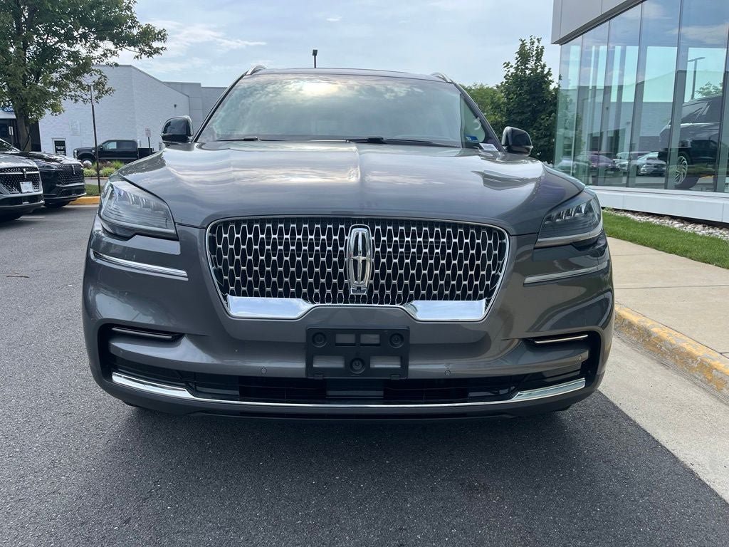 Certified 2023 Lincoln Aviator Reserve w/ Equipment Group 201A AWD/4WD image 2
