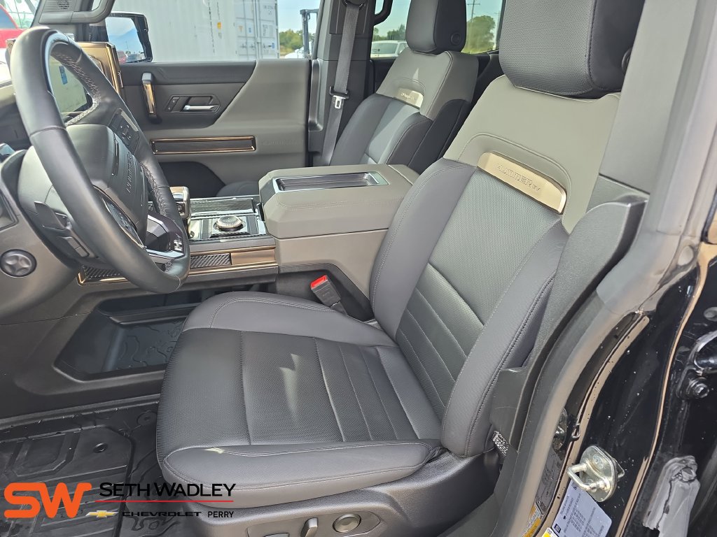 Used 2024 GMC Hummer EV 3X w/ LPO, Illumination Package AWD/4WD image 16