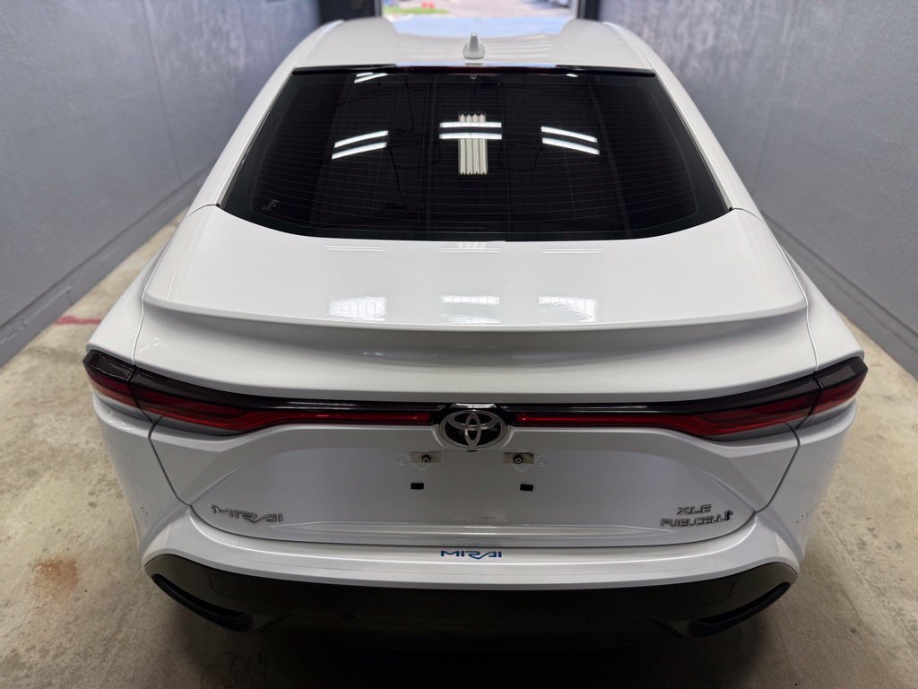 Used 2023 Toyota Mirai w/ Advanced Technology Package RWD image 8