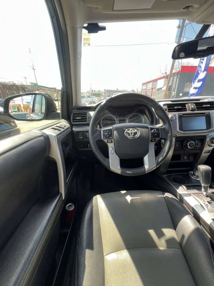 Used 2016 Toyota 4Runner SR5 Premium AWD/4WD image 18