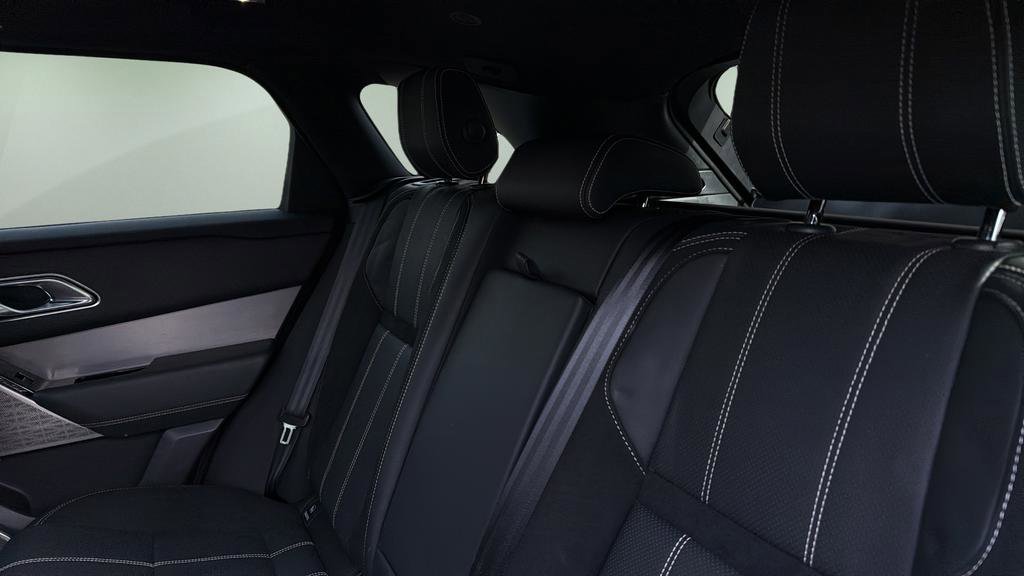 Used 2021 Land Rover Range Rover Velar R-Dynamic S image 14