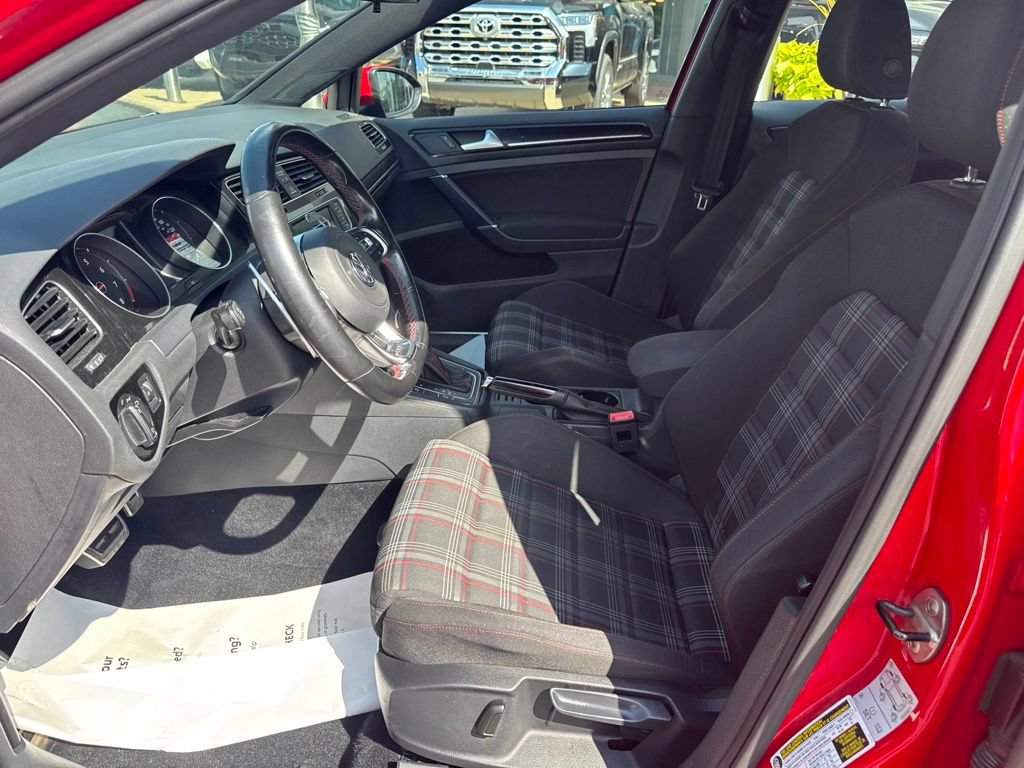 Used 2016 Volkswagen GTI S FWD image 11