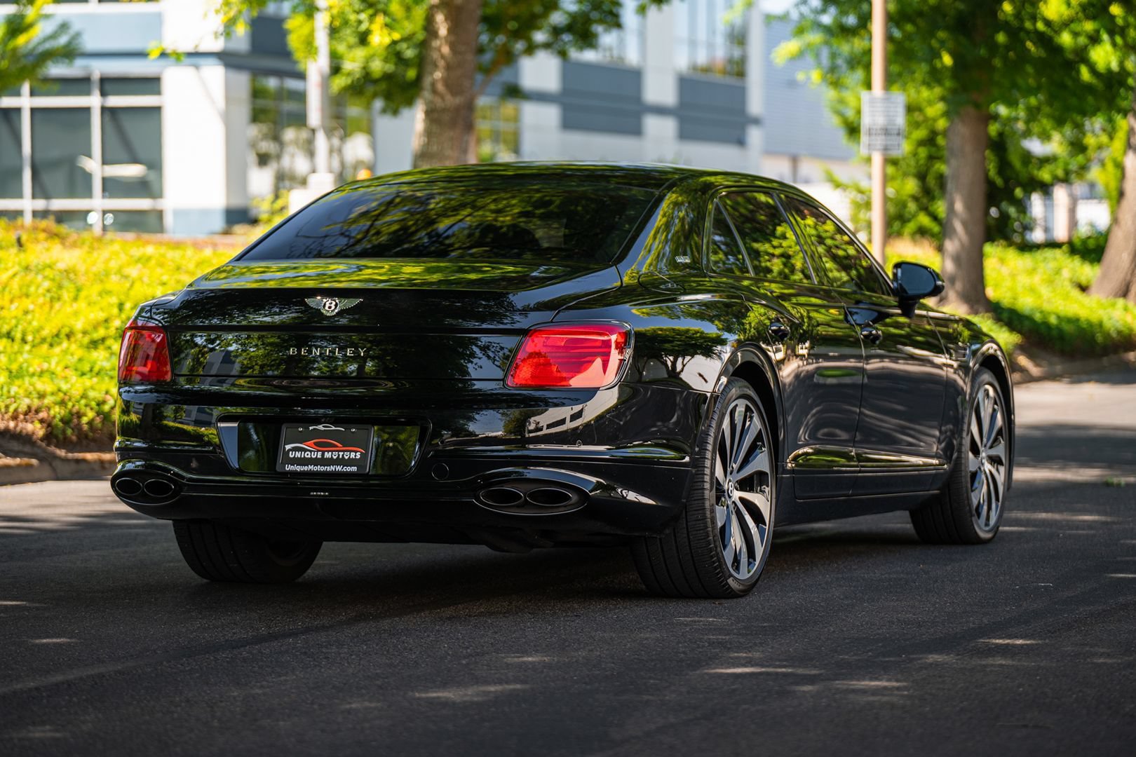 Used 2021 Bentley Flying Spur V8 AWD/4WD image 8