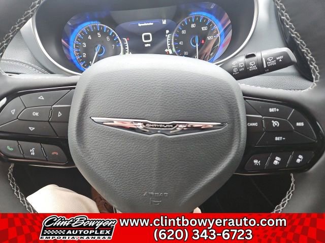 New 2026 Chrysler Pacifica Limited w/ S Appearance Package image 17