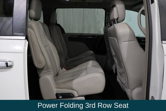 Used 2012 Chrysler Town & Country Limited w/ Luxury Group FWD image 13