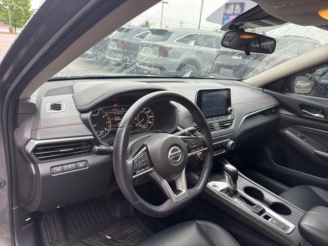 Used 2020 Nissan Altima 2.5 SR w/ Premium Package AWD/4WD image 11