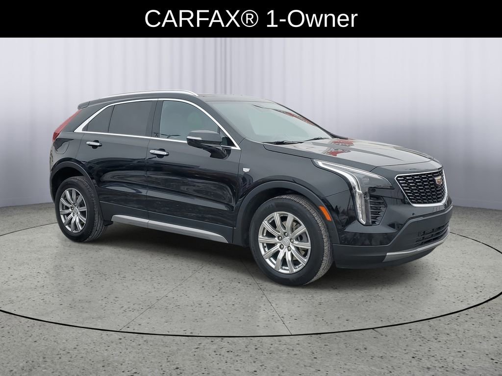 Certified 2022 Cadillac XT4 Premium Luxury w/ Enhanced Visibility Package image 2