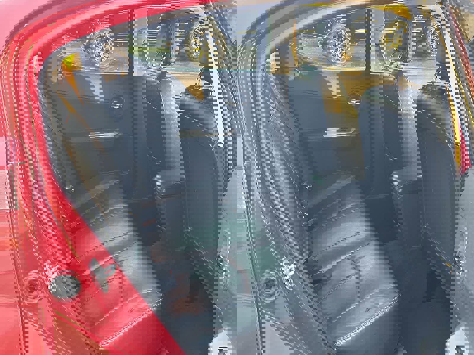 Used 2010 Dodge Avenger R/T image 10