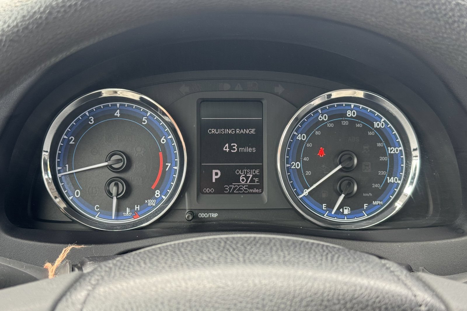 Used 2019 Toyota Corolla LE w/ Carpet Mat Package (TMS) FWD image 35