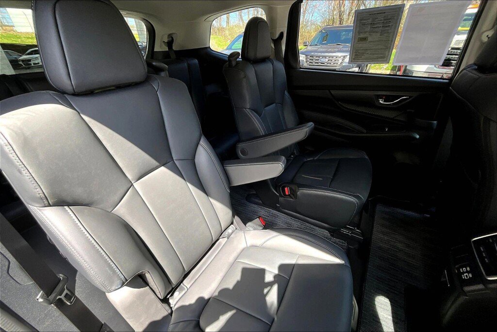 Certified 2026 Subaru Ascent Premium image 15