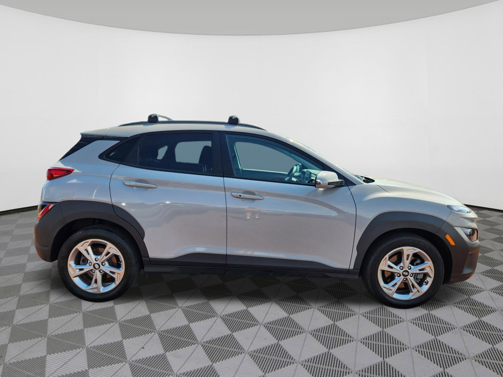 Certified 2023 Hyundai Kona SEL AWD/4WD image 6