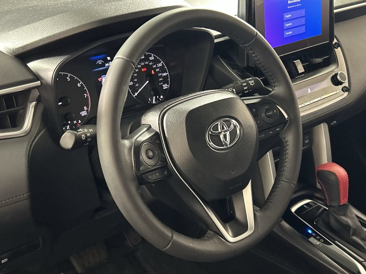 Used 2024 Toyota Corolla Cross LE w/ Moonroof Package FWD image 15