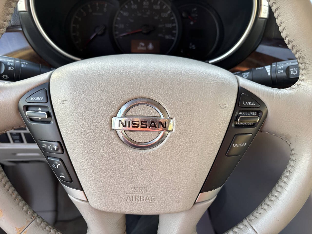 Used 2011 Nissan Quest SV FWD image 32