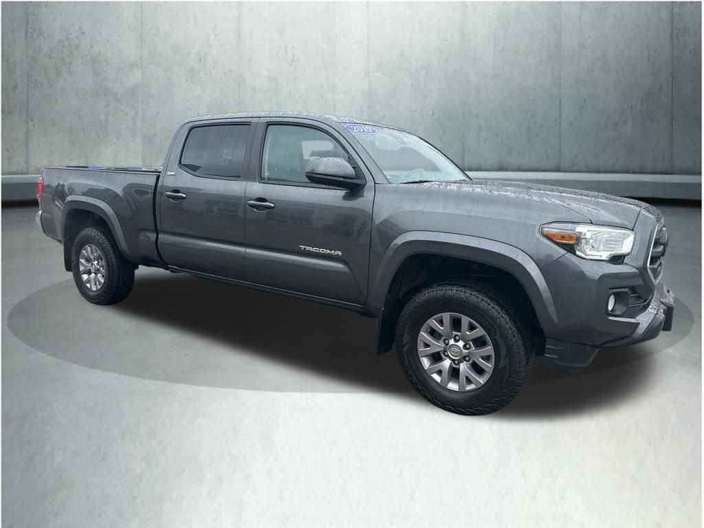 Used 2019 Toyota Tacoma SR5 AWD/4WD image 11
