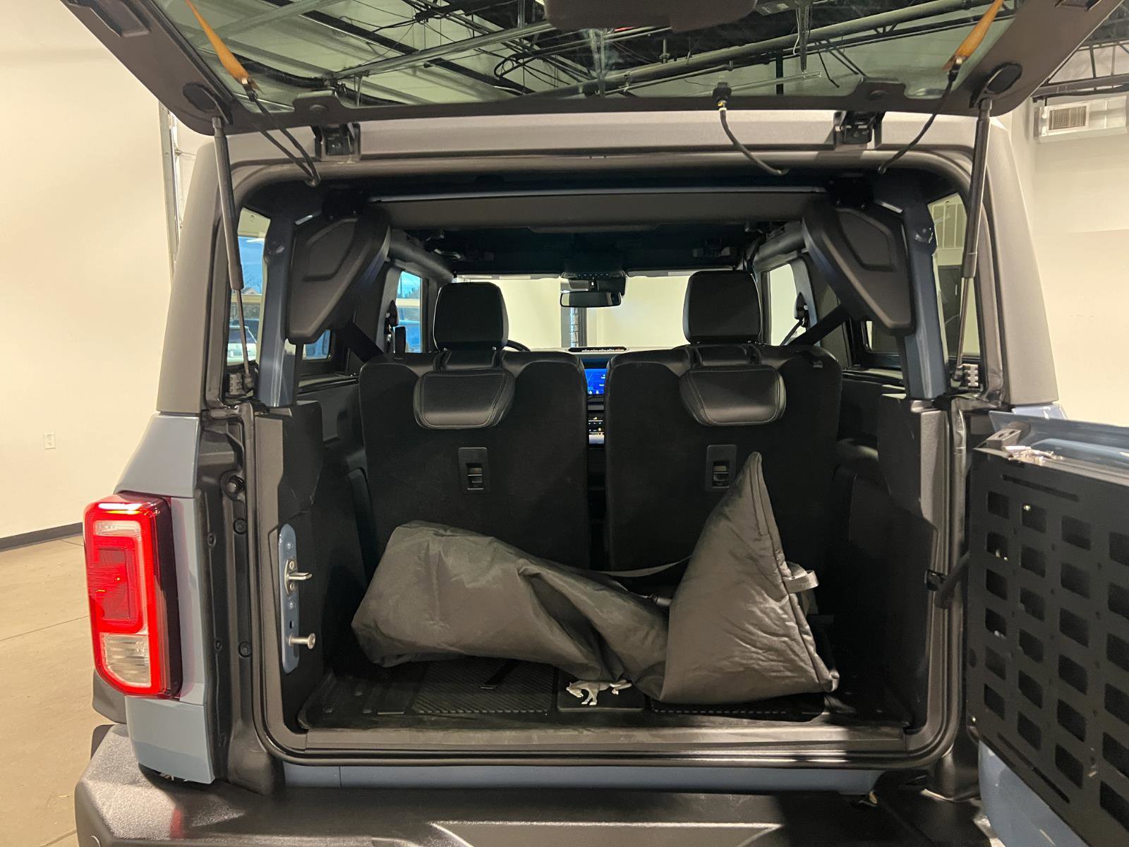 Used 2023 Ford Bronco Big Bend w/ Sasquatch Package image 27