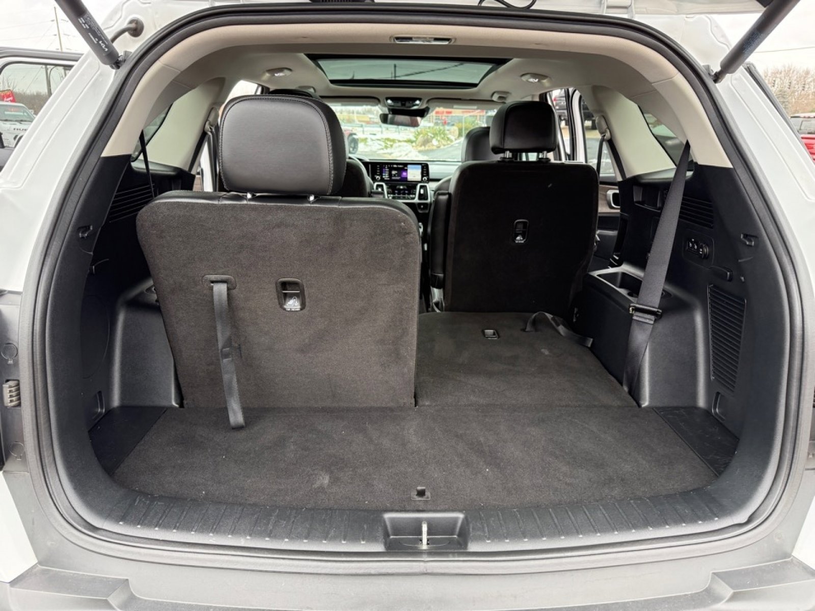 Used 2022 Kia Sorento X-Line EX image 23