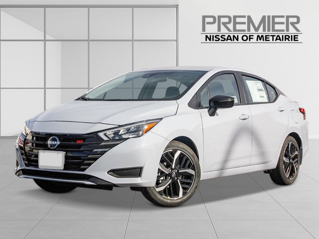 New 2025 Nissan Versa SR w/ Trunk Package