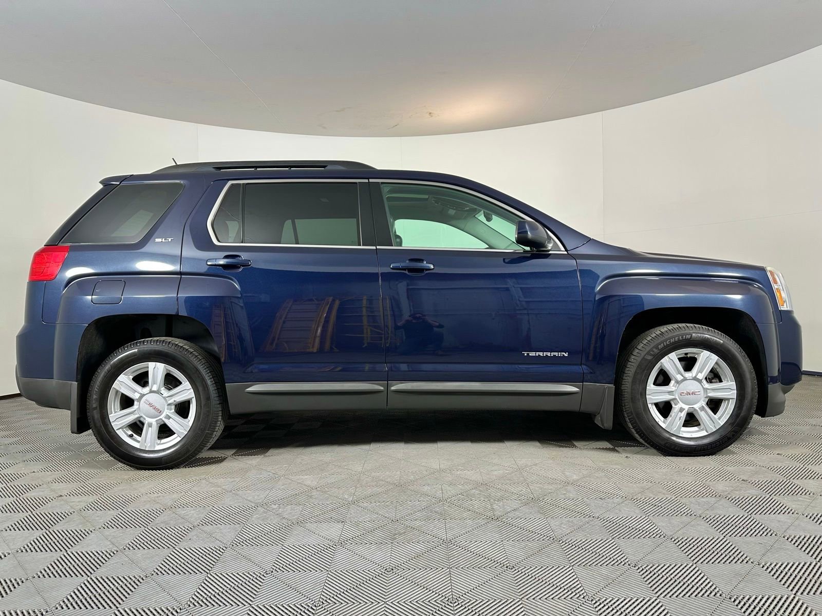Used 2015 GMC Terrain SLT w/ Open Road Package image 25