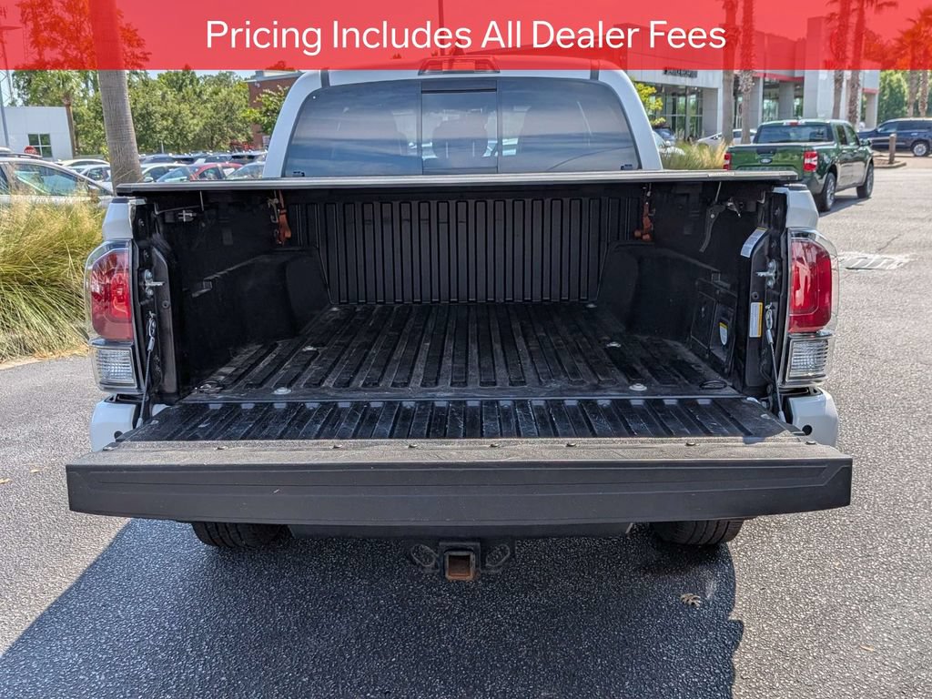 Used 2022 Toyota Tacoma Limited RWD image 14